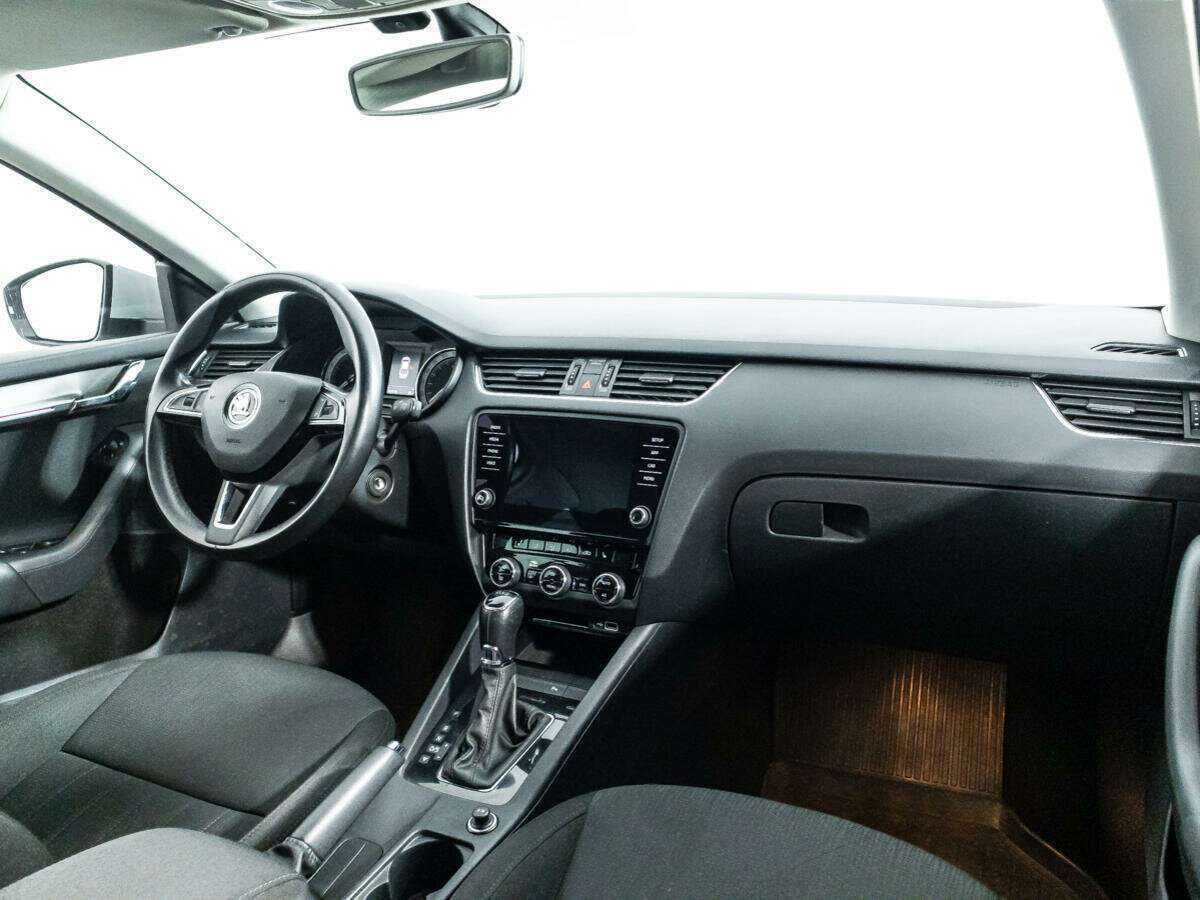 Skoda Octavia с пробегом — 2018 год. Фото: #8