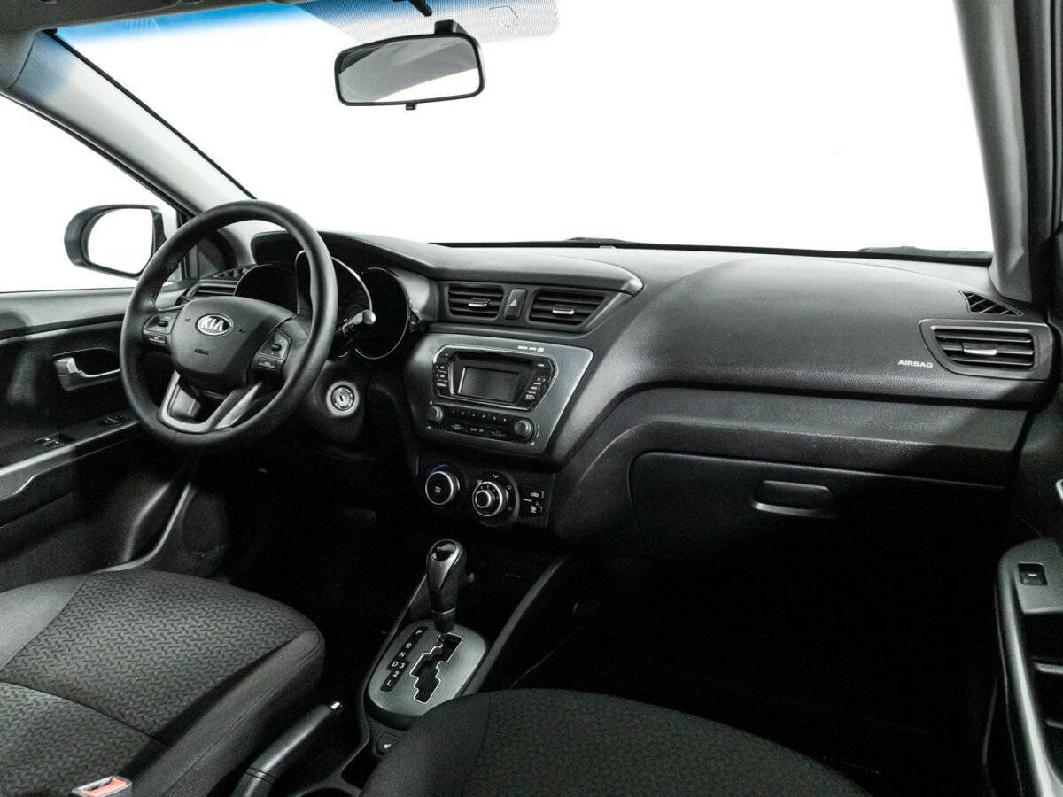 Kia Rio с пробегом — 2014 год. Фото: #8