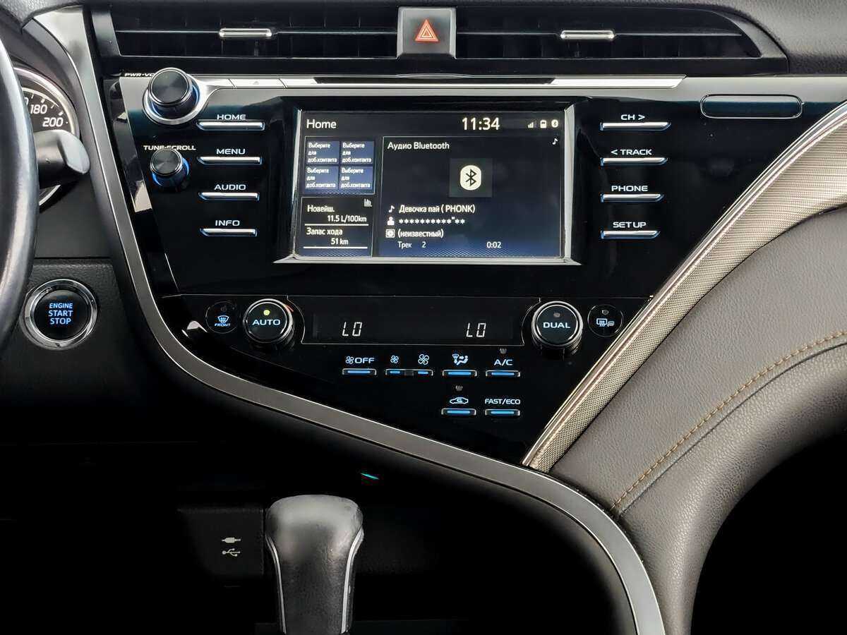 Toyota Camry с пробегом — 2019 год. Фото: #12