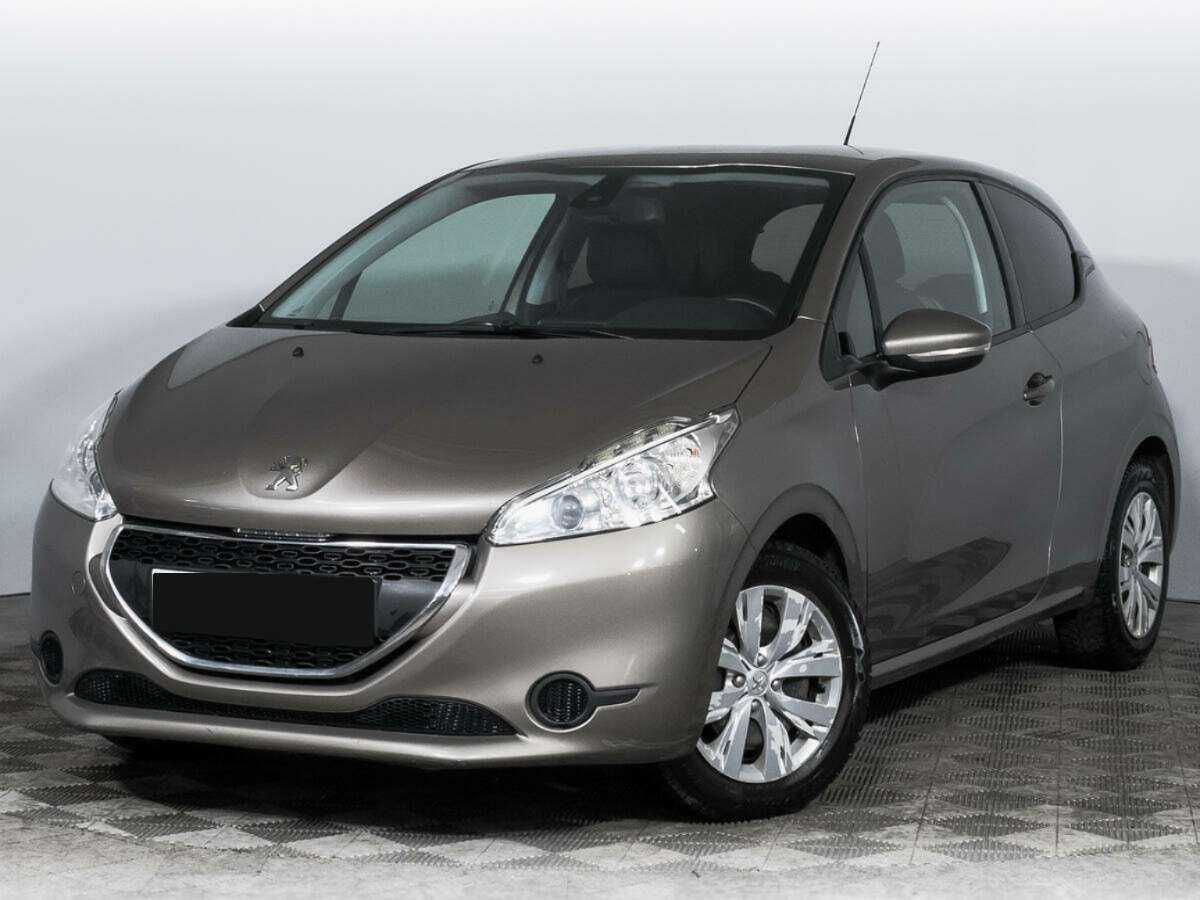 Peugeot 208 с пробегом — 2013 год. Посмотреть фото