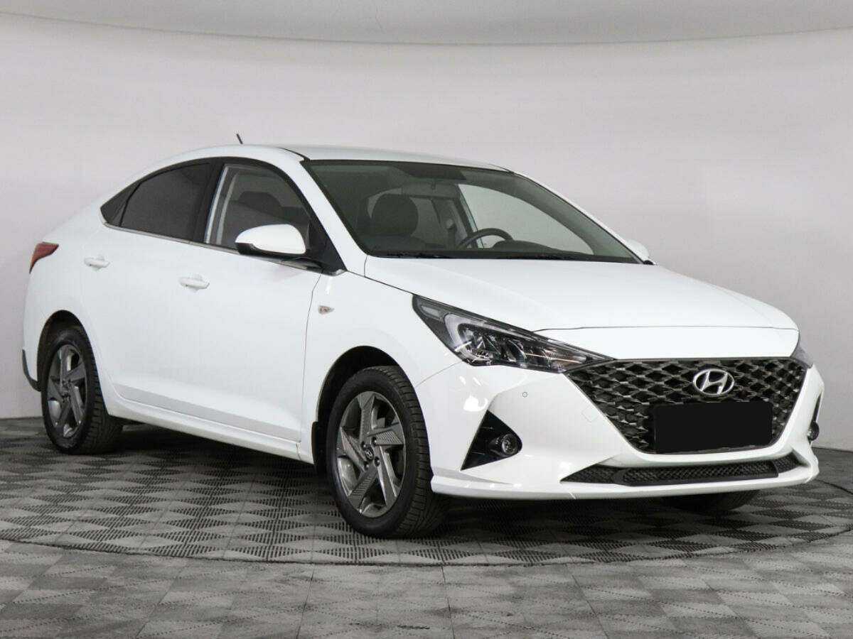 Hyundai Solaris с пробегом — 2020 год. Фото: #2