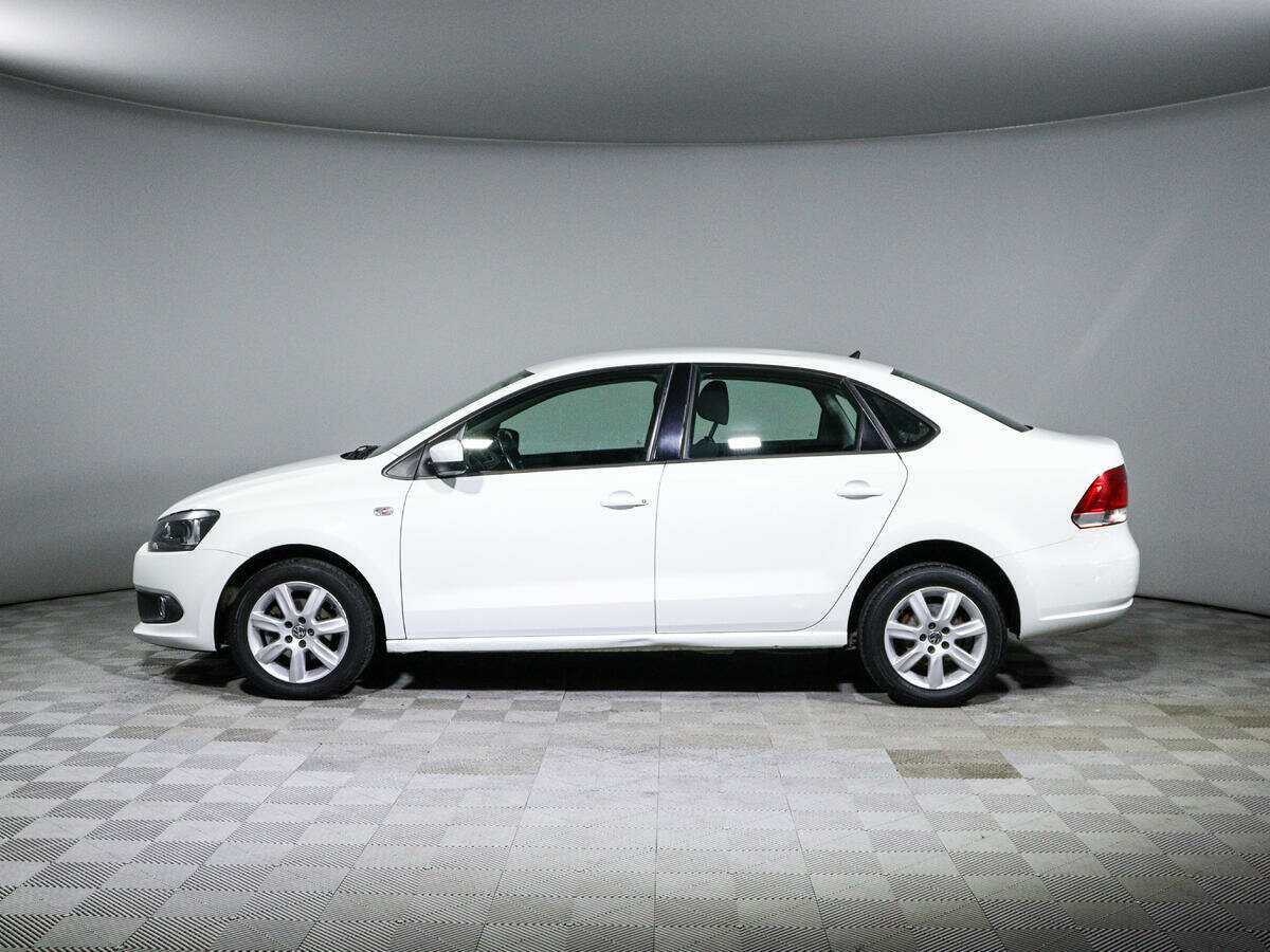 Volkswagen Polo с пробегом — 2014 год. Фото: #7