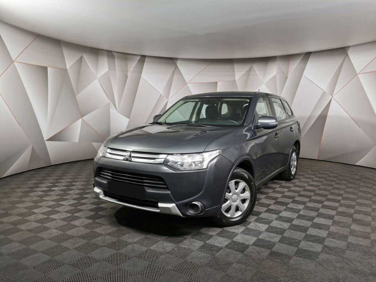 Mitsubishi Outlander с пробегом — 2014 год. Посмотреть фото