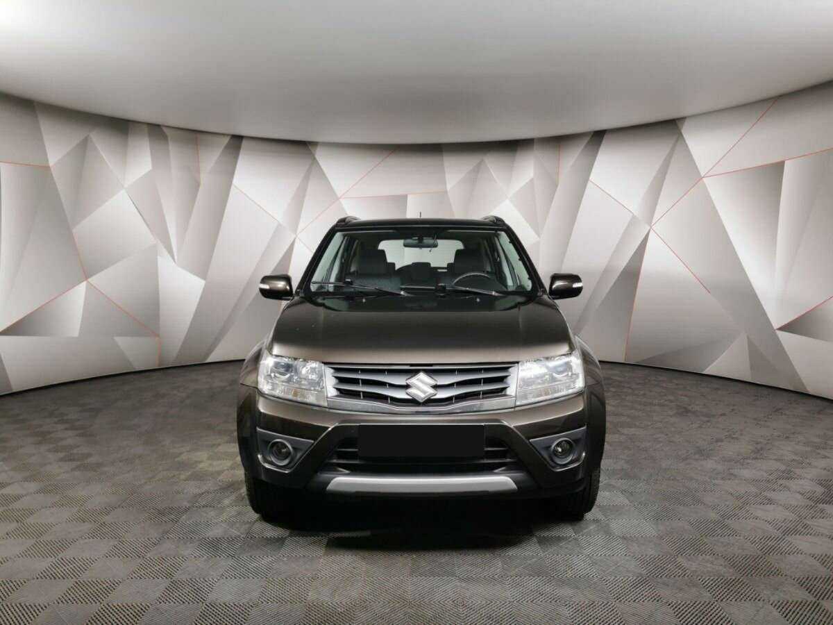Suzuki Grand Vitara с пробегом — 2013 год. Фото: #6