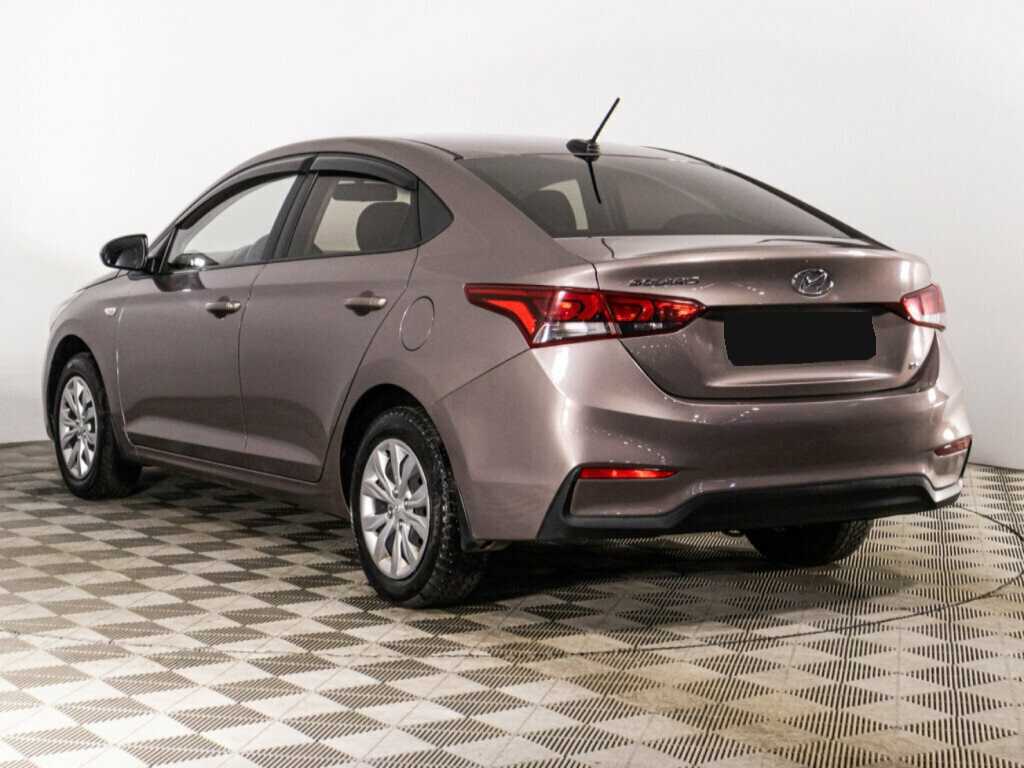 Hyundai Solaris с пробегом — 2018 год. Фото: #6