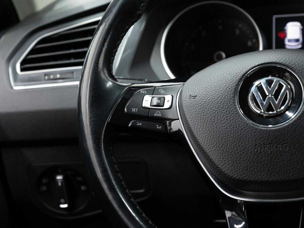 Volkswagen Tiguan с пробегом — 2017 год. Фото: #16