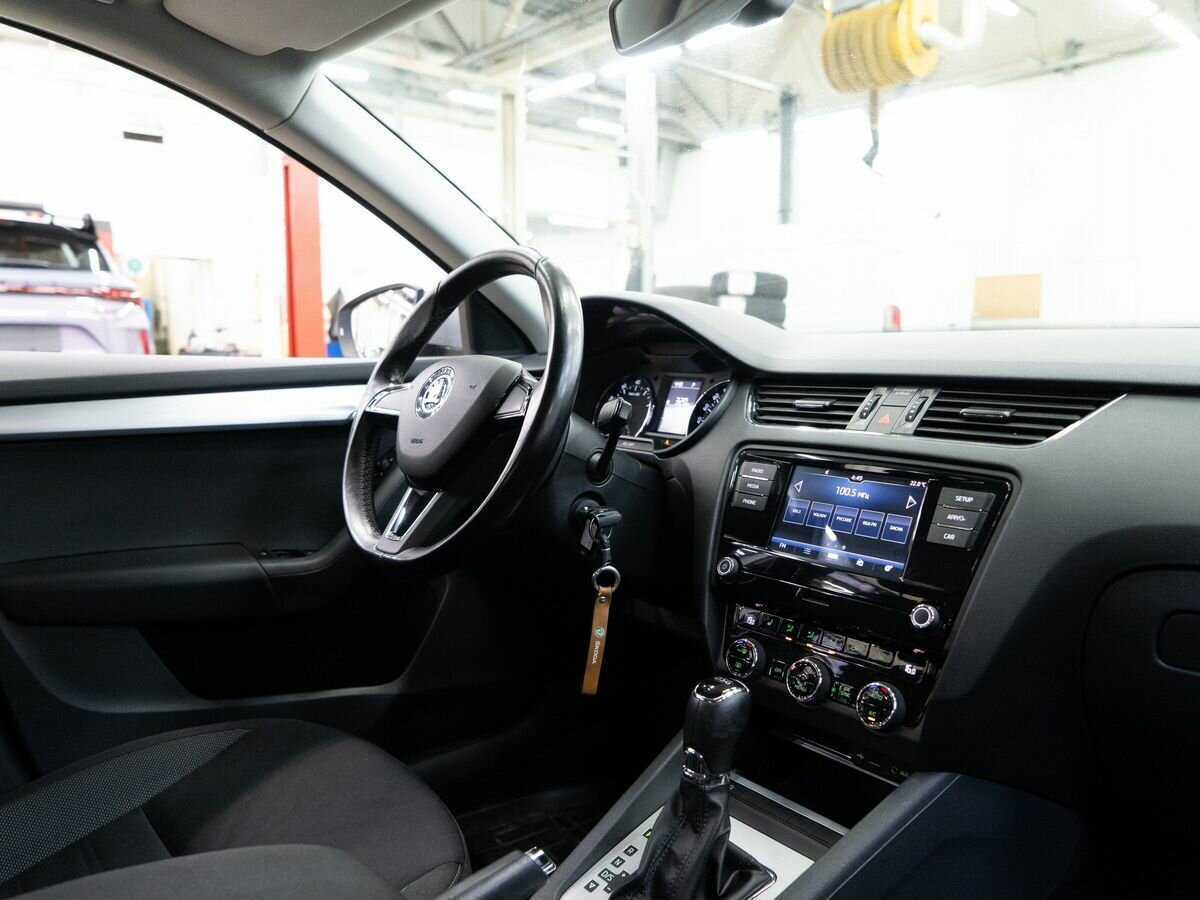 Skoda Octavia с пробегом — 2017 год. Фото: #15