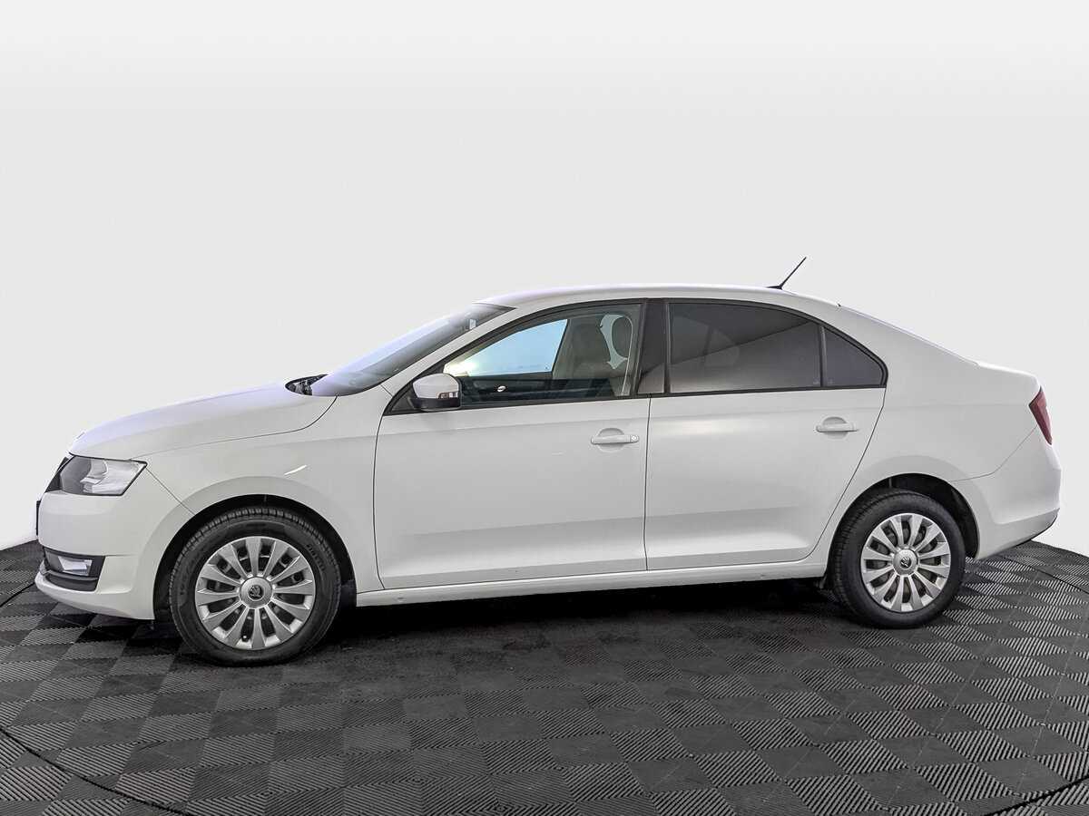 Skoda Rapid с пробегом — 2019 год. Фото: #7