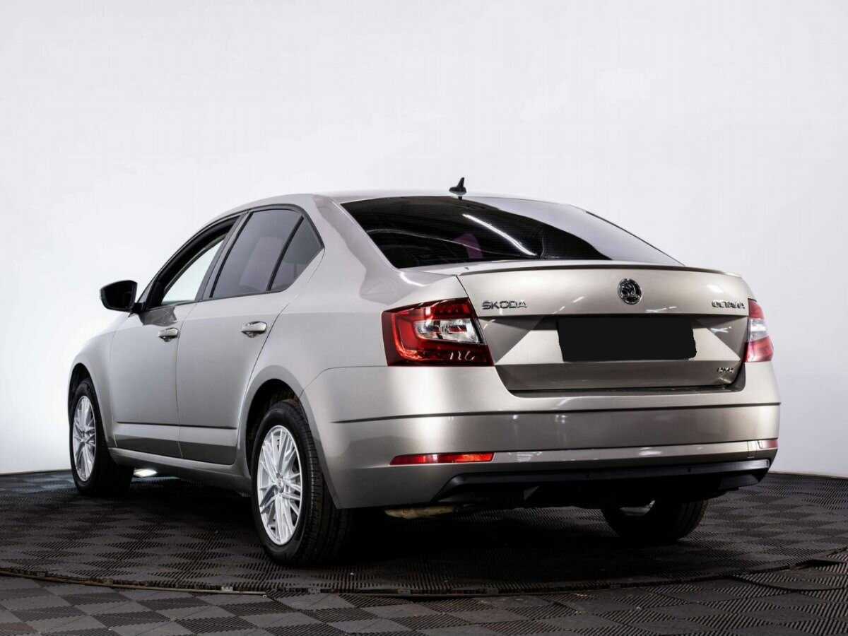 Skoda Octavia с пробегом — 2017 год. Фото: #3