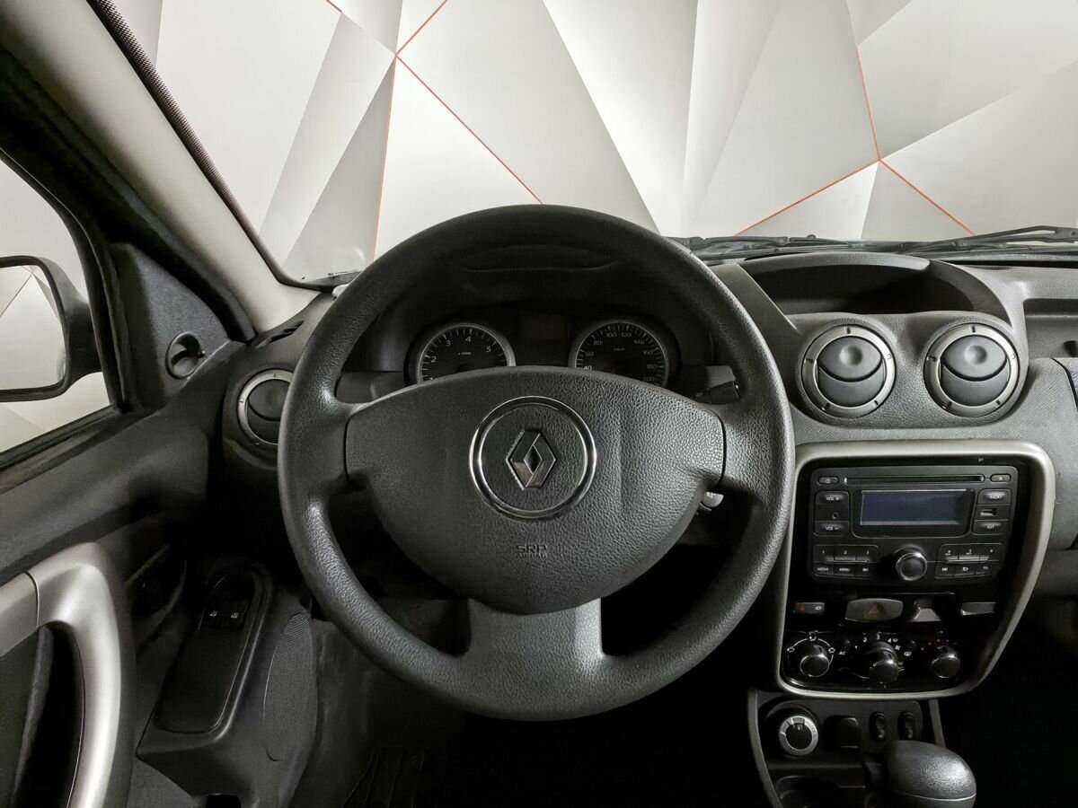 Renault Duster с пробегом — 2014 год. Фото: #13