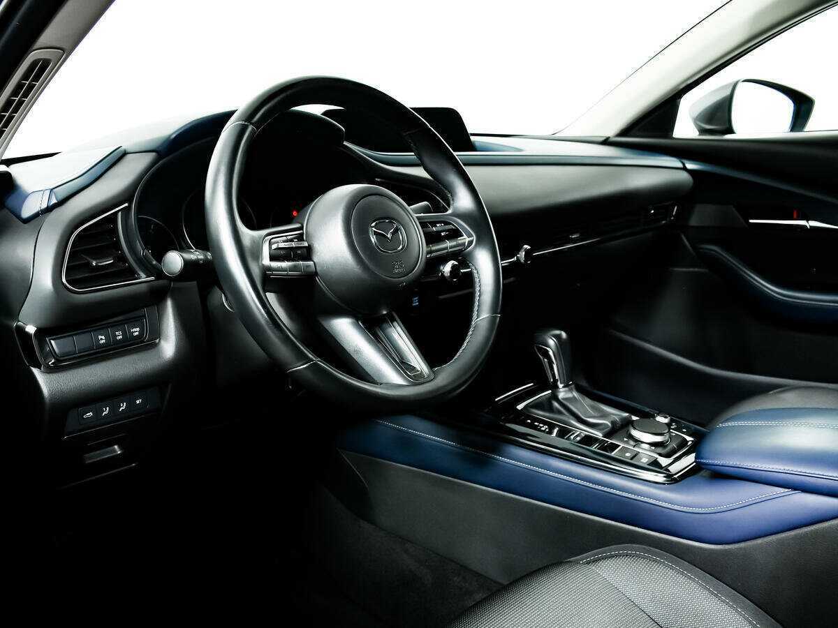 Mazda CX-30 с пробегом — 2020 год. Фото: #12