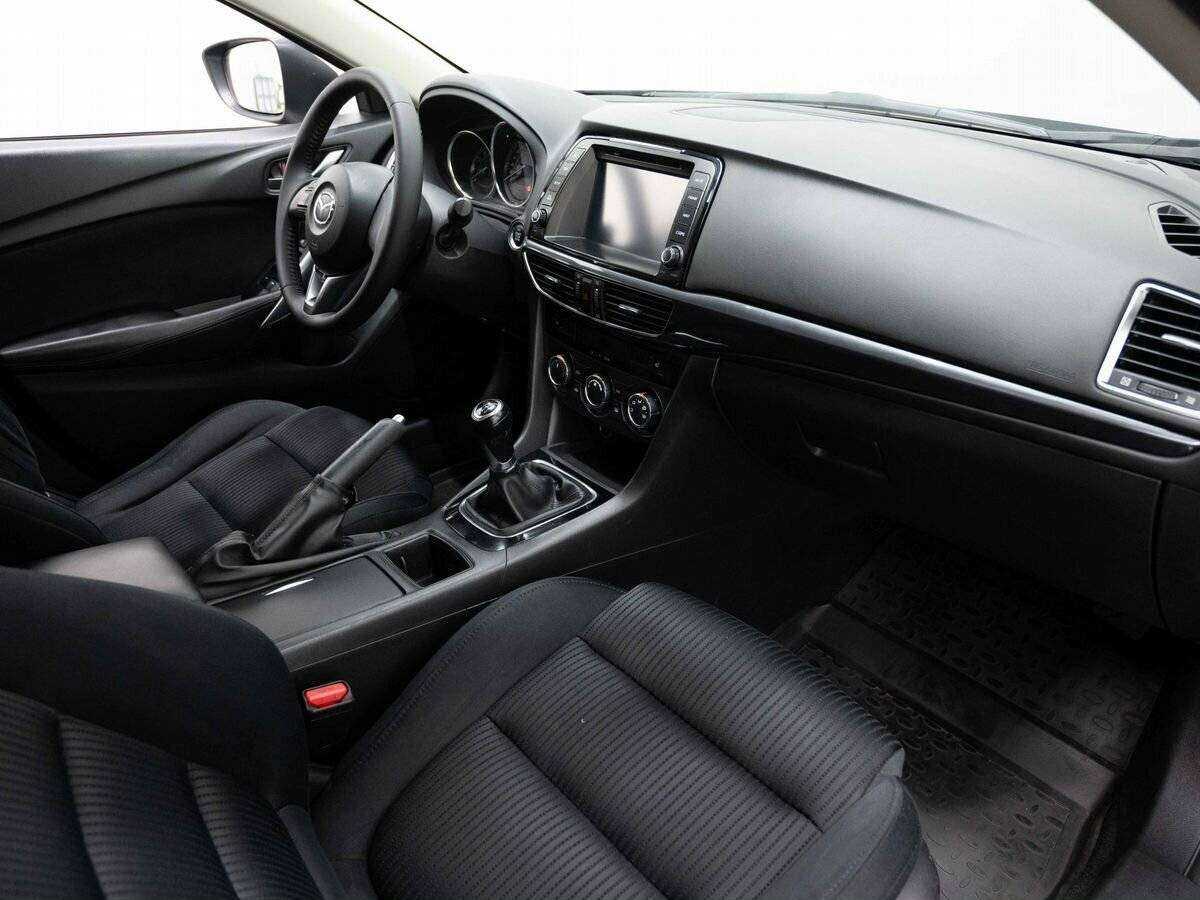 Mazda 6 с пробегом — 2012 год. Фото: #10