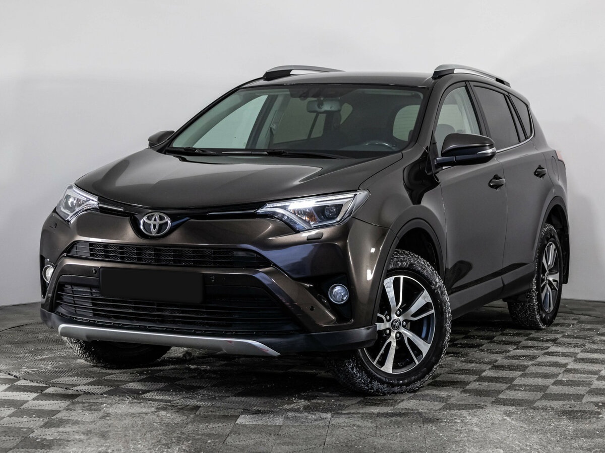 Toyota RAV4 с пробегом — 2018 год. Посмотреть фото