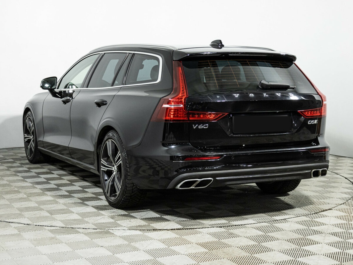 Volvo V60 с пробегом — 2018 год. Фото: #6