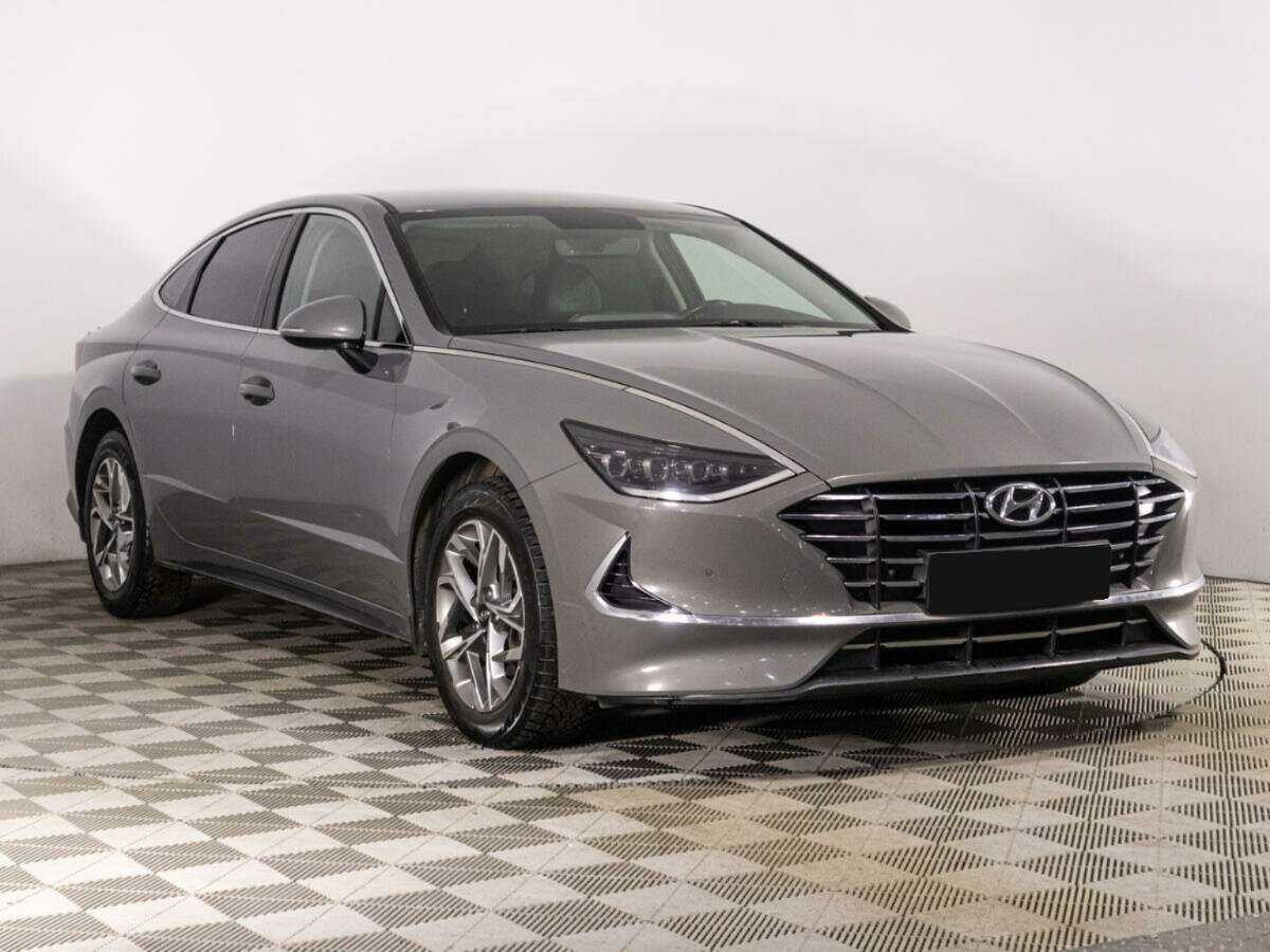 Hyundai Sonata с пробегом — 2020 год. Фото: #2