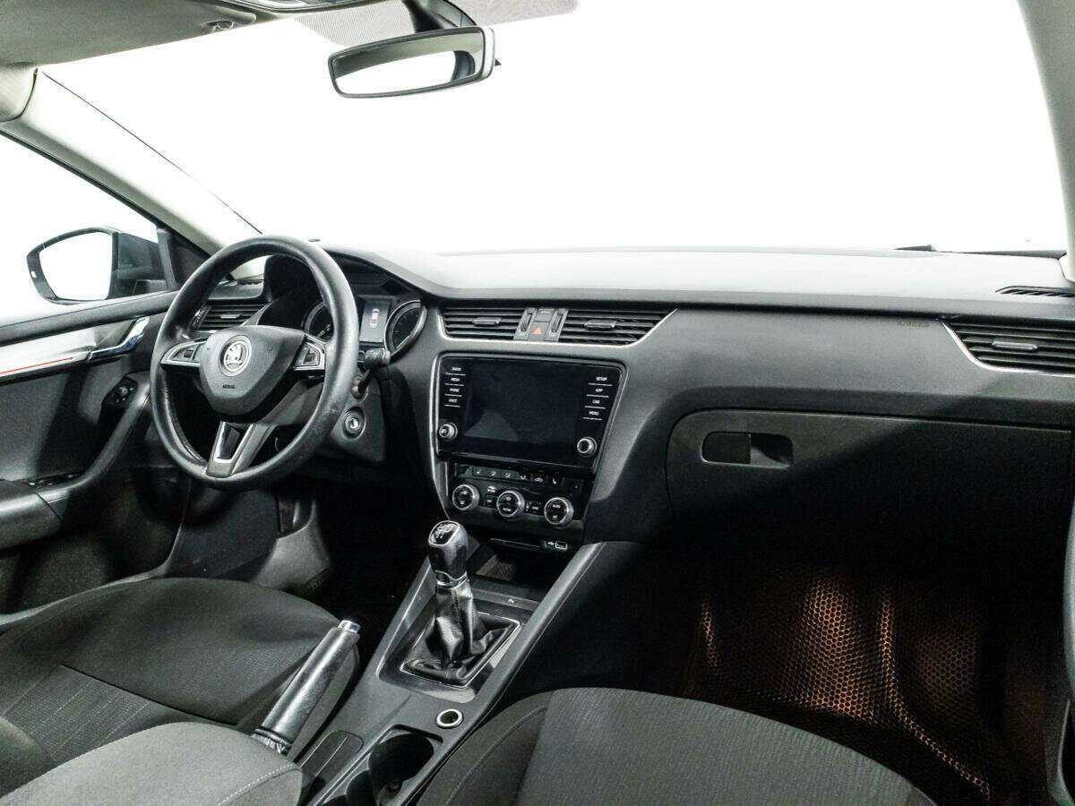 Skoda Octavia с пробегом — 2018 год. Фото: #8