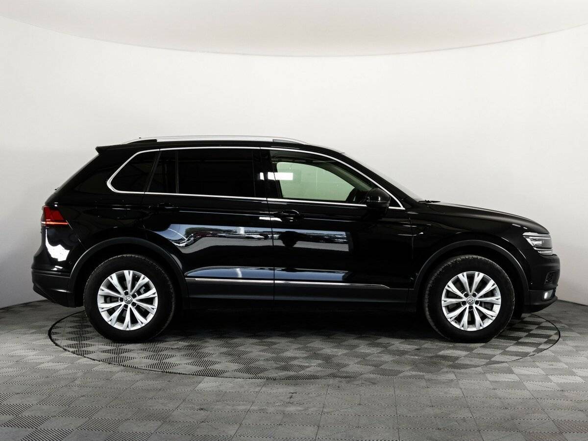 Volkswagen Tiguan с пробегом — 2017 год. Фото: #3