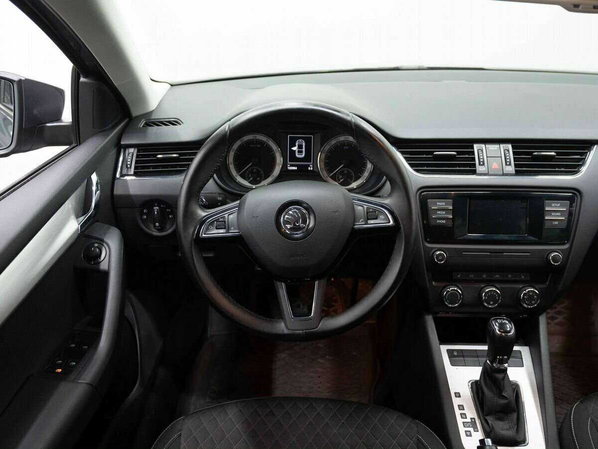 Skoda Octavia с пробегом — 2016 год. Фото: #16