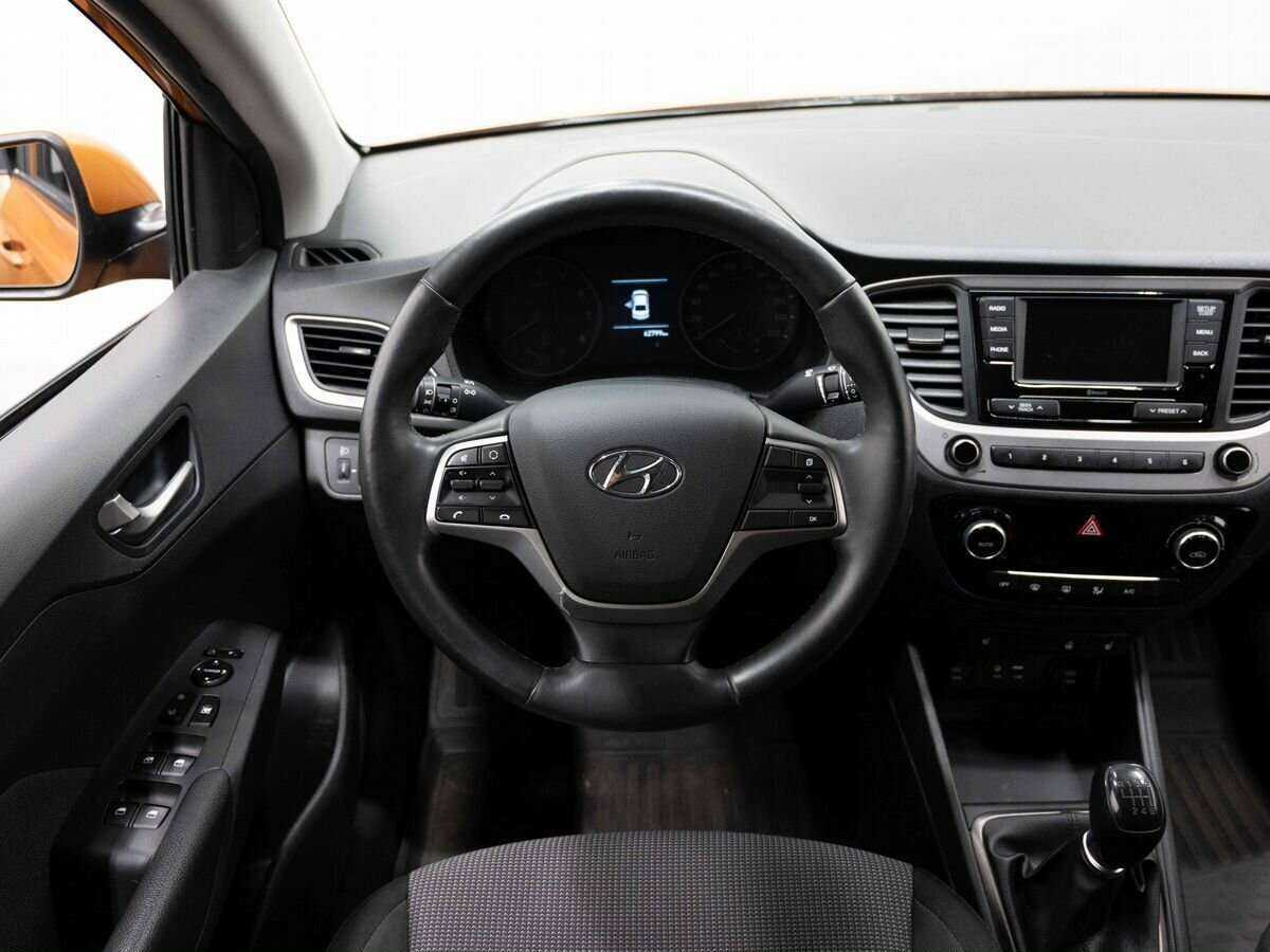 Hyundai Solaris с пробегом — 2018 год. Фото: #13