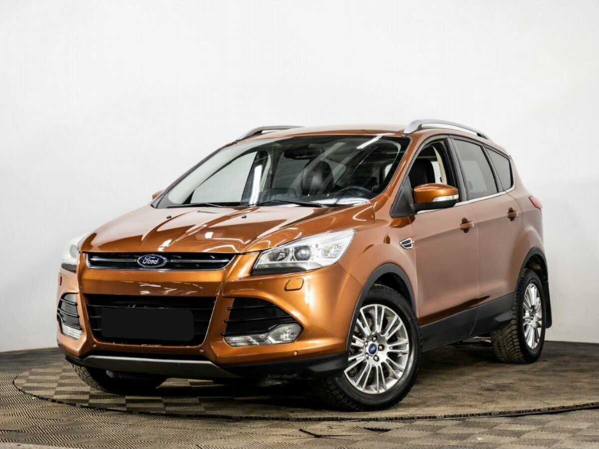 Ford Kuga с пробегом — 2015 год. Фото: #0