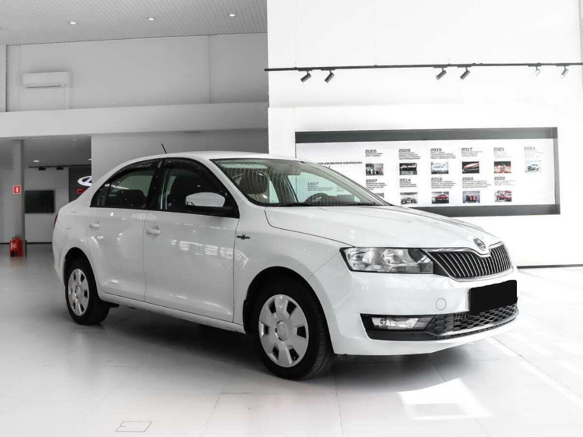 Skoda Rapid с пробегом — 2019 год. Фото: #2