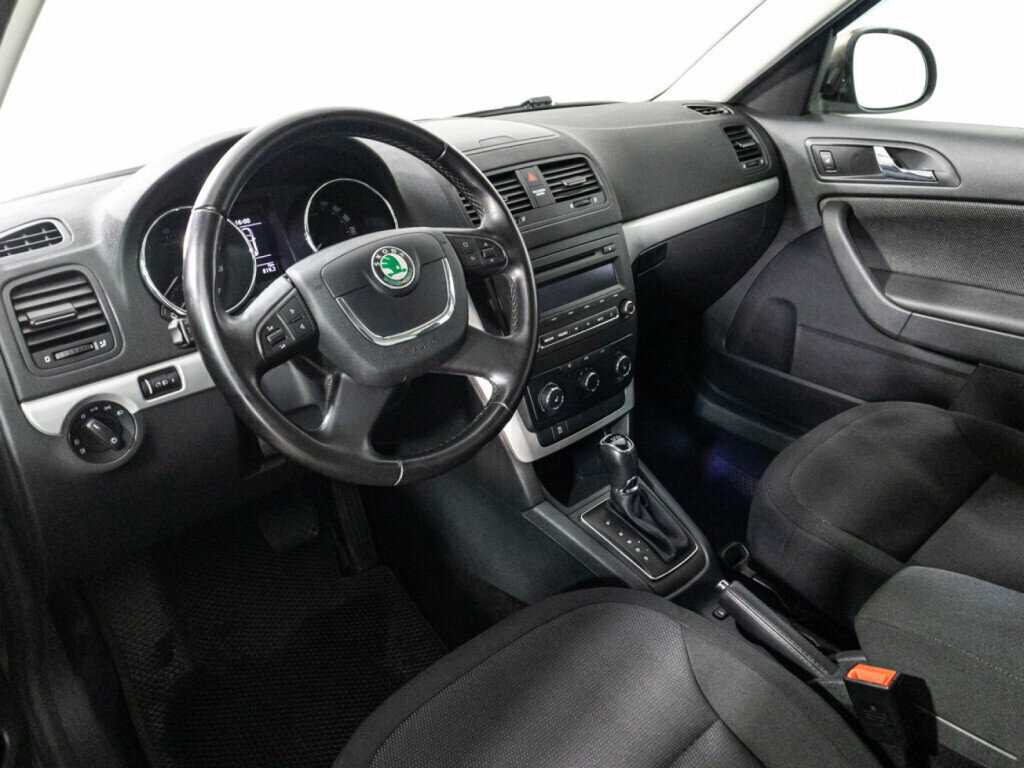 Skoda Yeti с пробегом — 2013 год. Фото: #10