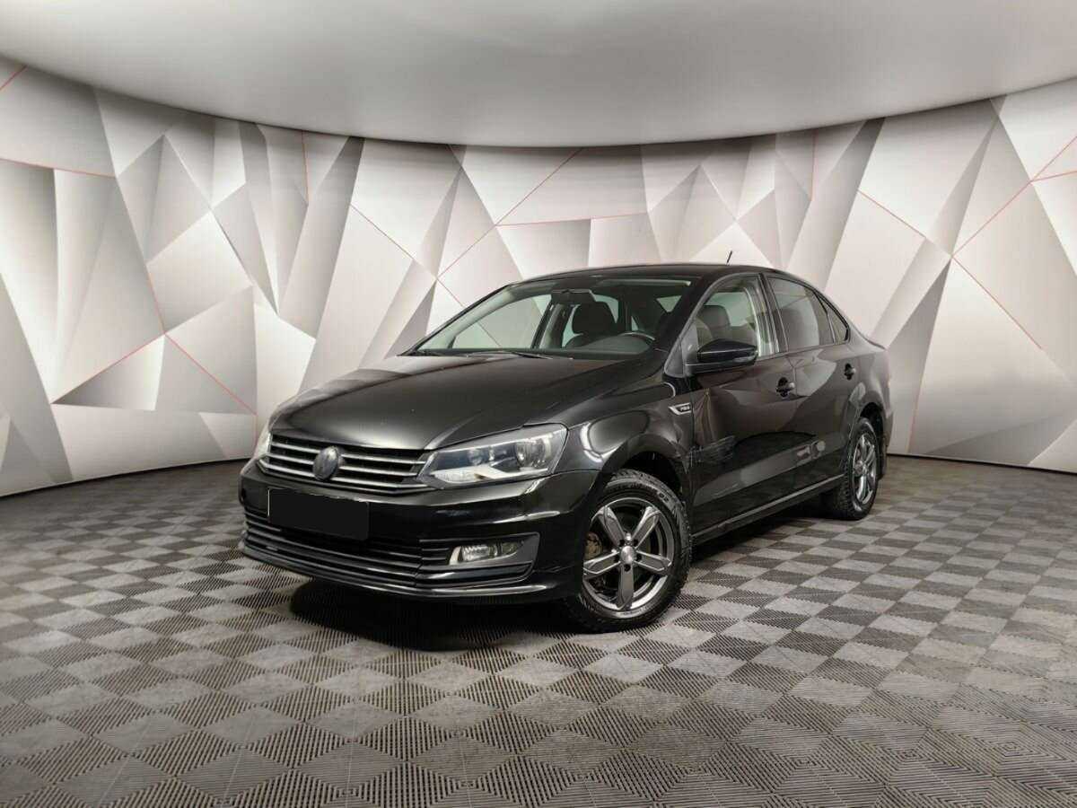 Volkswagen Polo с пробегом — 2018 год. Посмотреть фото
