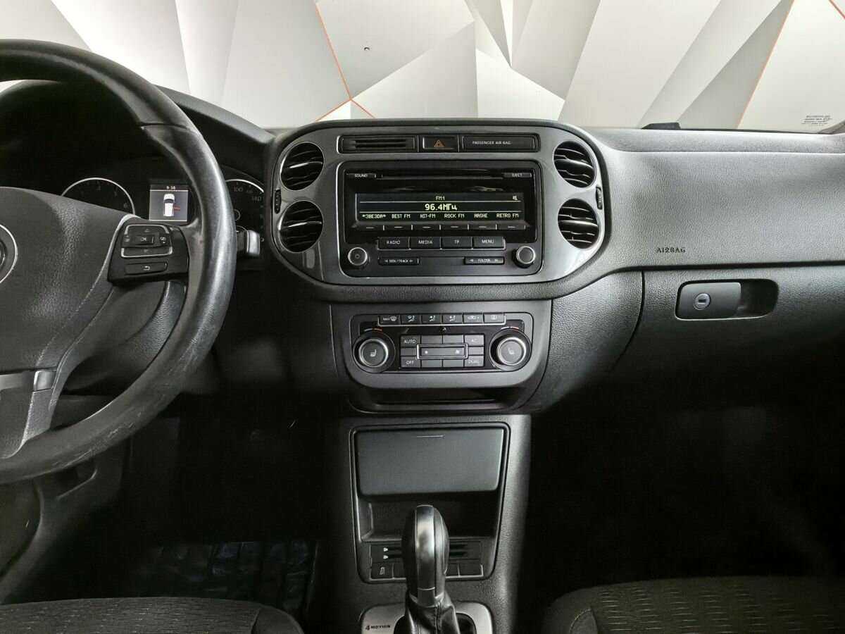 Volkswagen Tiguan с пробегом — 2012 год. Фото: #10