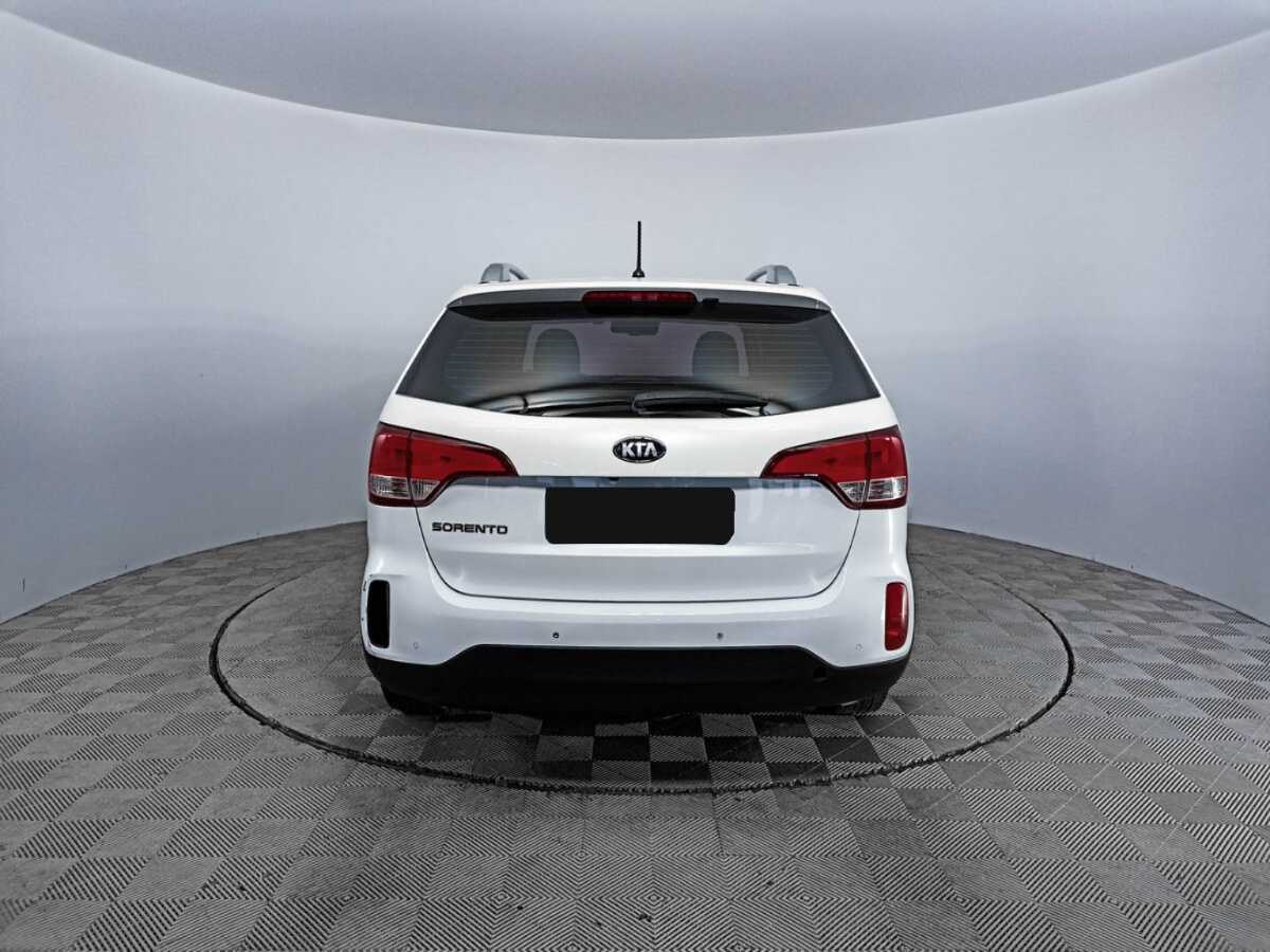 Kia Sorento с пробегом — 2012 год. Фото: #5