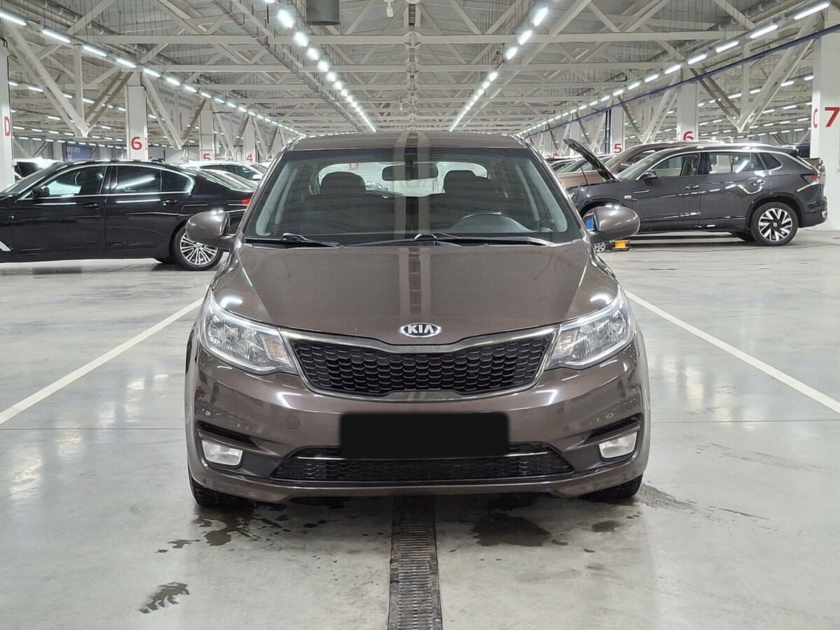 Kia Rio с пробегом — 2017 год. Фото: #1