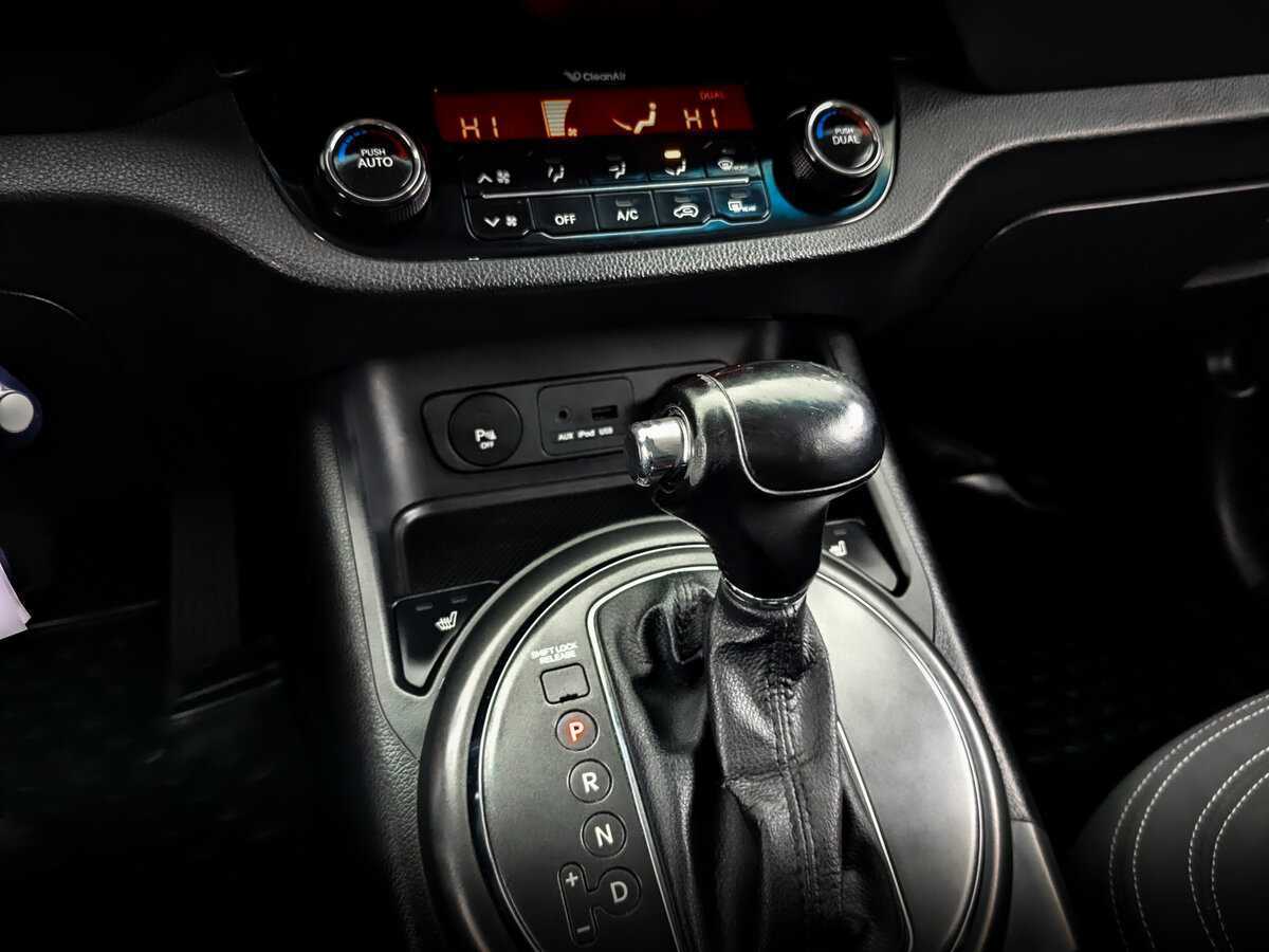 Kia Sportage с пробегом — 2013 год. Фото: #24