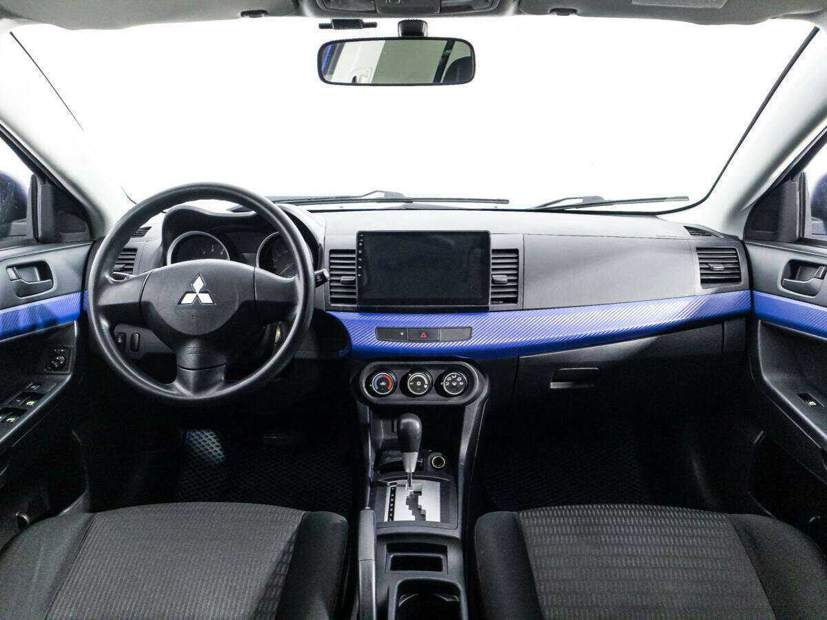 Mitsubishi Lancer с пробегом — 2012 год. Фото: #12