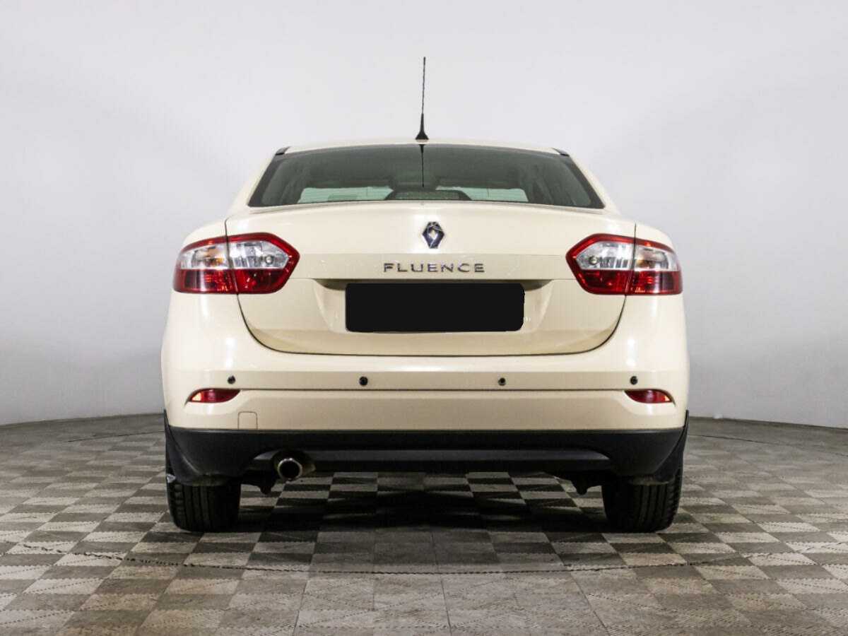 Renault Fluence с пробегом — 2013 год. Фото: #5