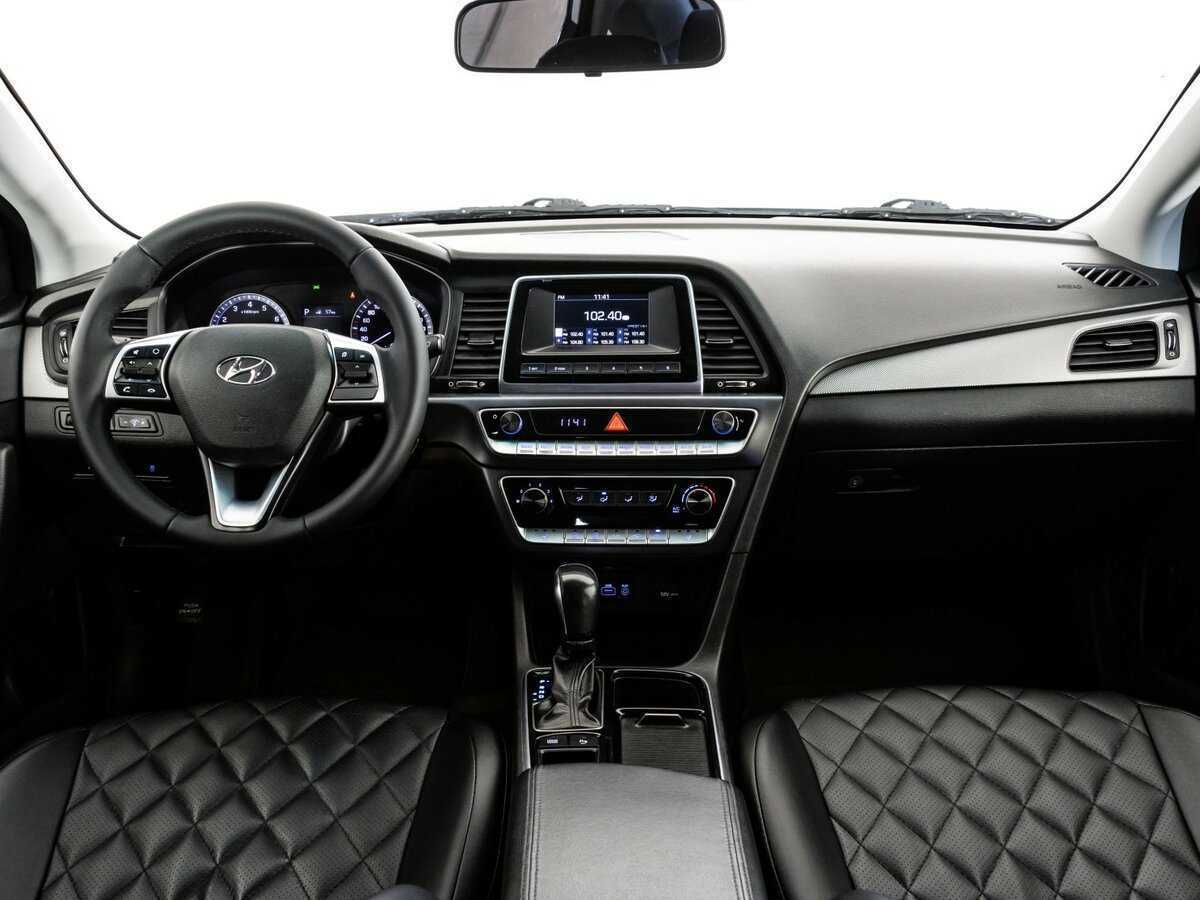 Hyundai Sonata с пробегом — 2019 год. Фото: #11