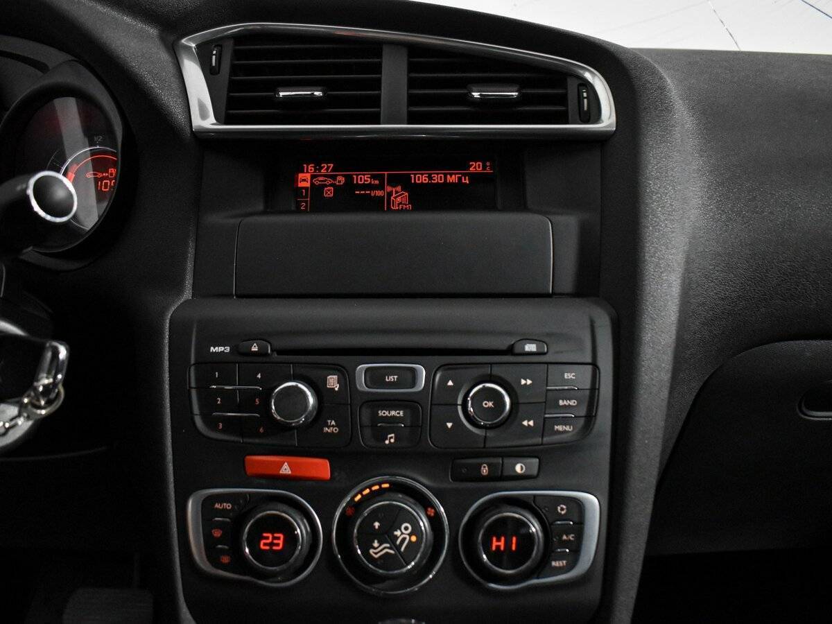 Citroen C4 с пробегом — 2012 год. Фото: #14
