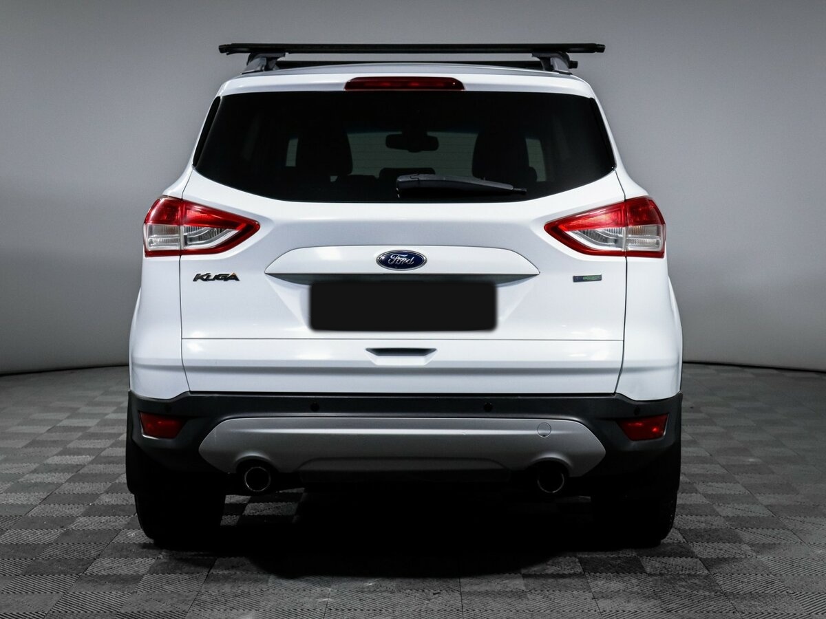 Ford Kuga с пробегом — 2014 год. Фото: #4