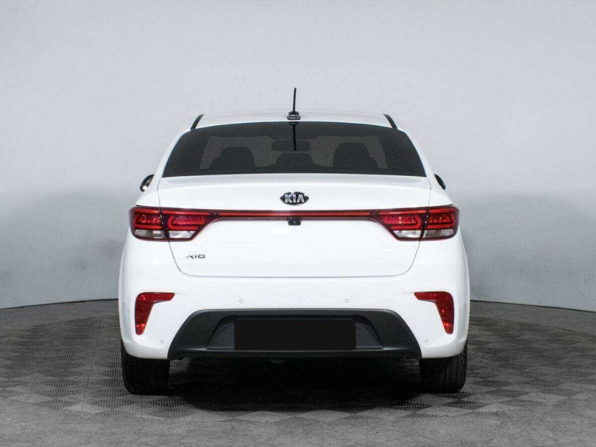 Kia Rio с пробегом — 2020 год. Фото: #5