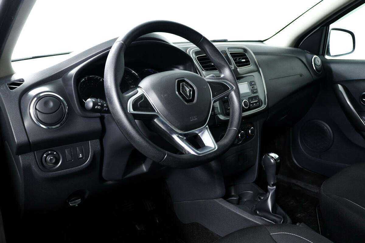 Renault Logan с пробегом — 2020 год. Фото: #12