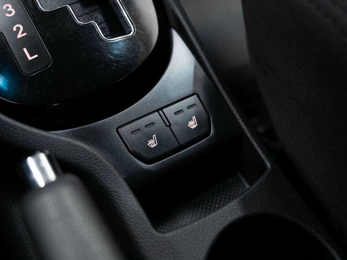 Kia Rio с пробегом — 2013 год. Фото: #15