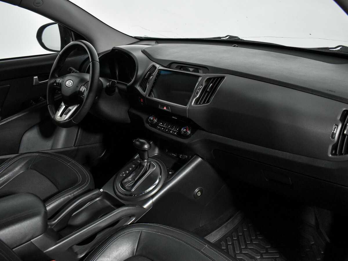 Kia Sportage с пробегом — 2012 год. Фото: #13