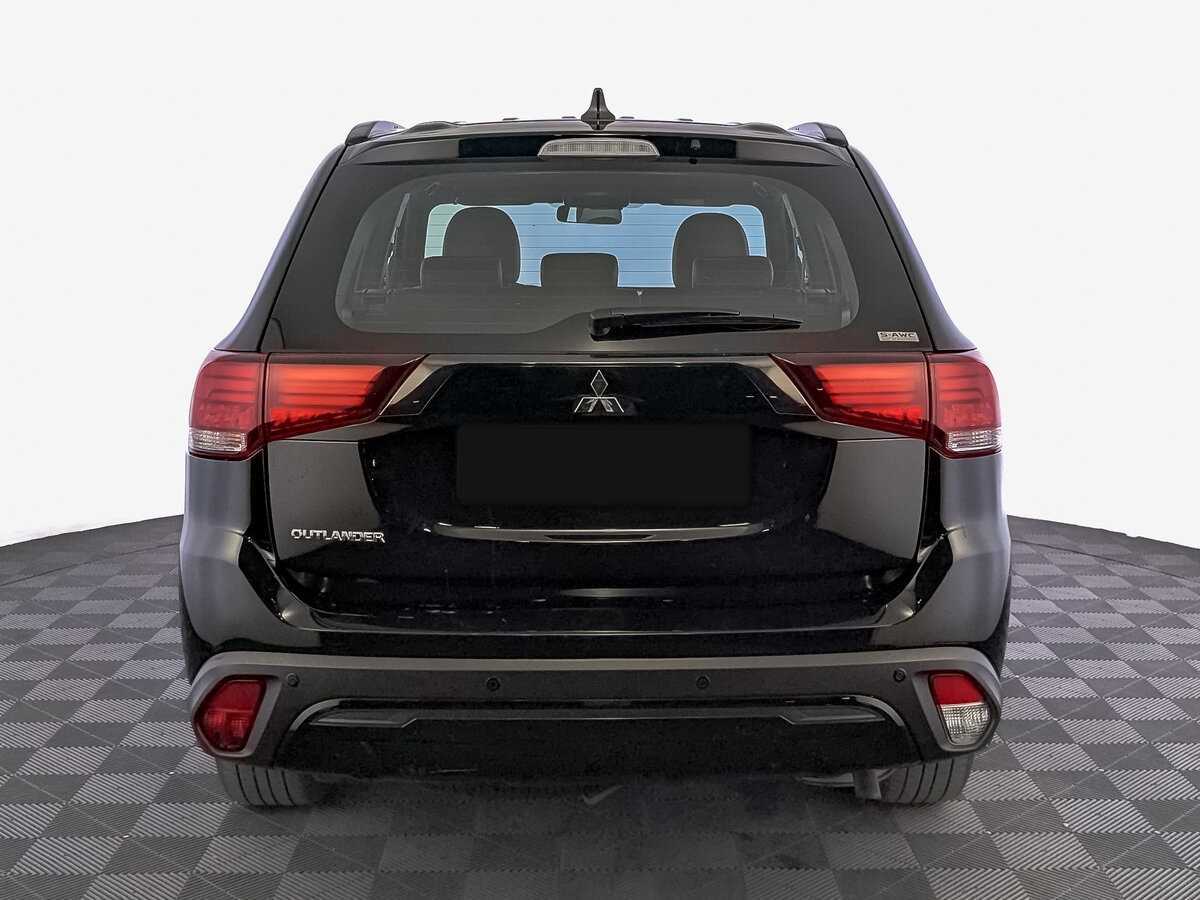 Mitsubishi Outlander с пробегом — 2021 год. Фото: #5