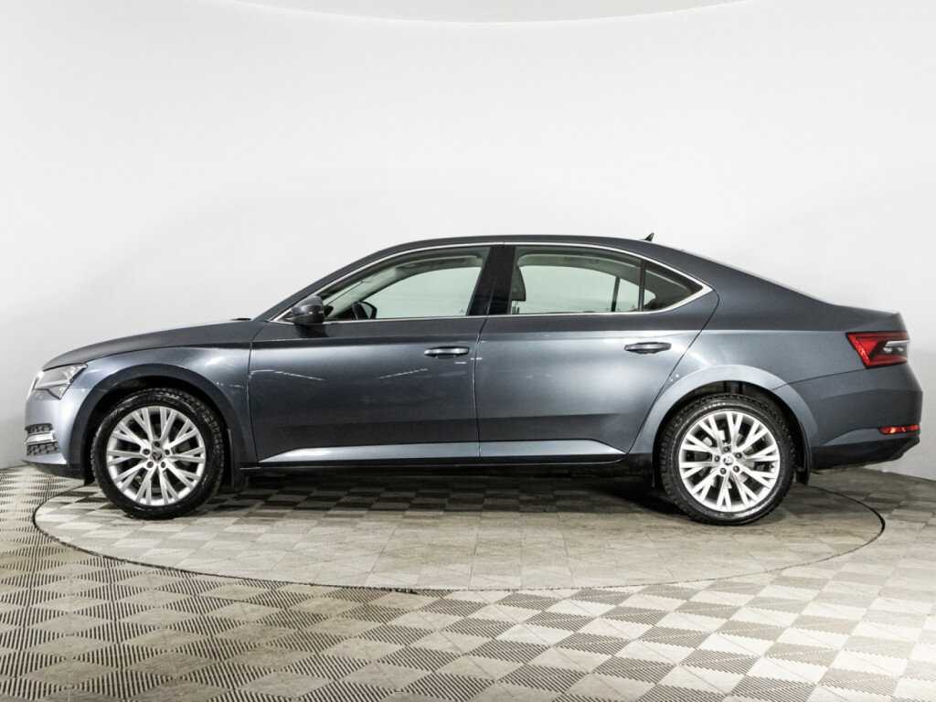 Skoda Superb с пробегом — 2020 год. Фото: #7