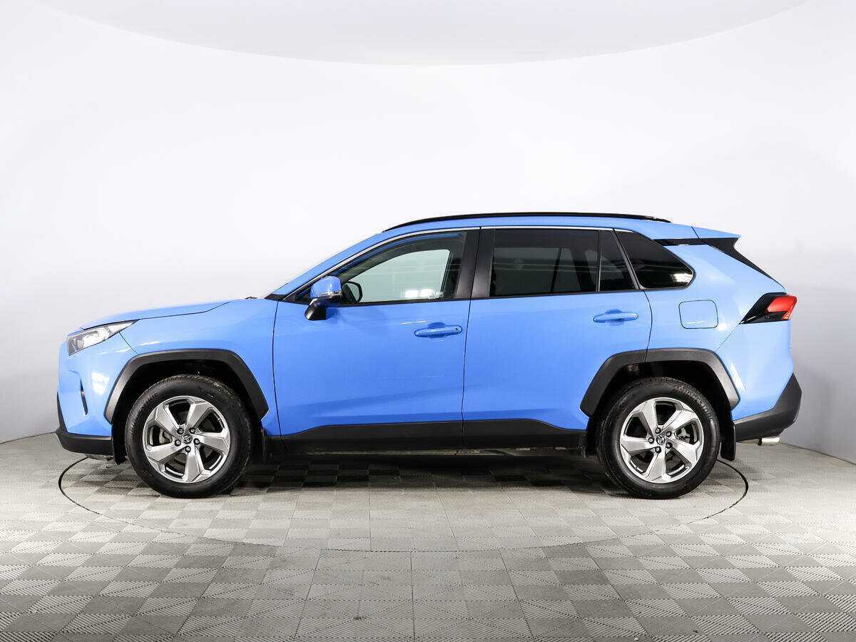 Toyota RAV4 с пробегом — 2021 год. Фото: #3
