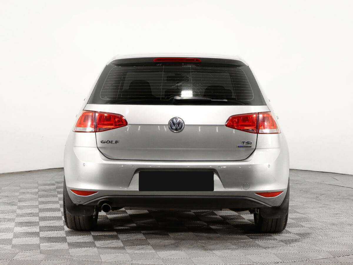 Volkswagen Golf с пробегом — 2013 год. Фото: #4