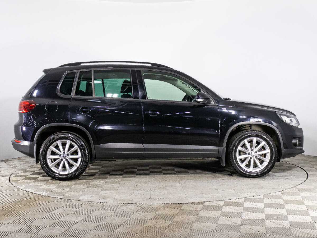 Volkswagen Tiguan с пробегом — 2015 год. Фото: #3