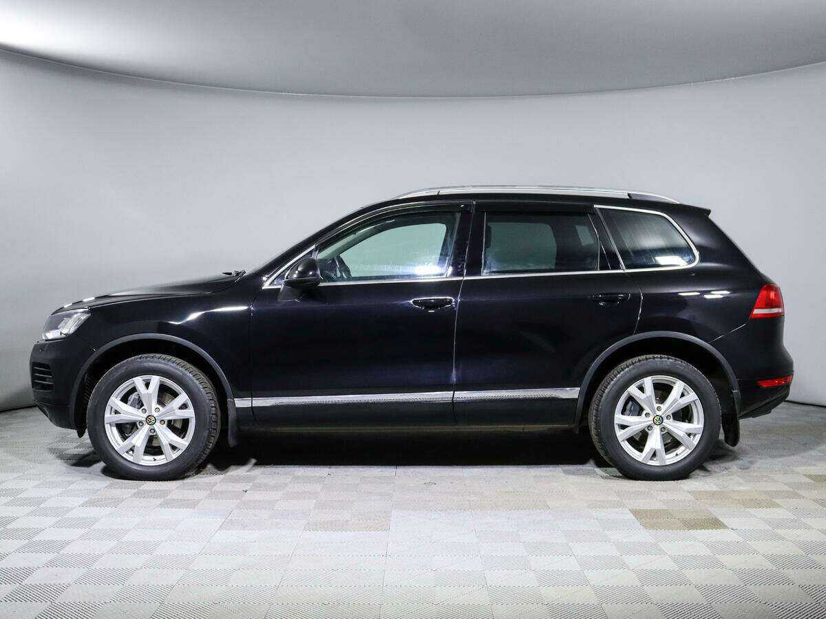 Volkswagen Touareg с пробегом — 2012 год. Фото: #7