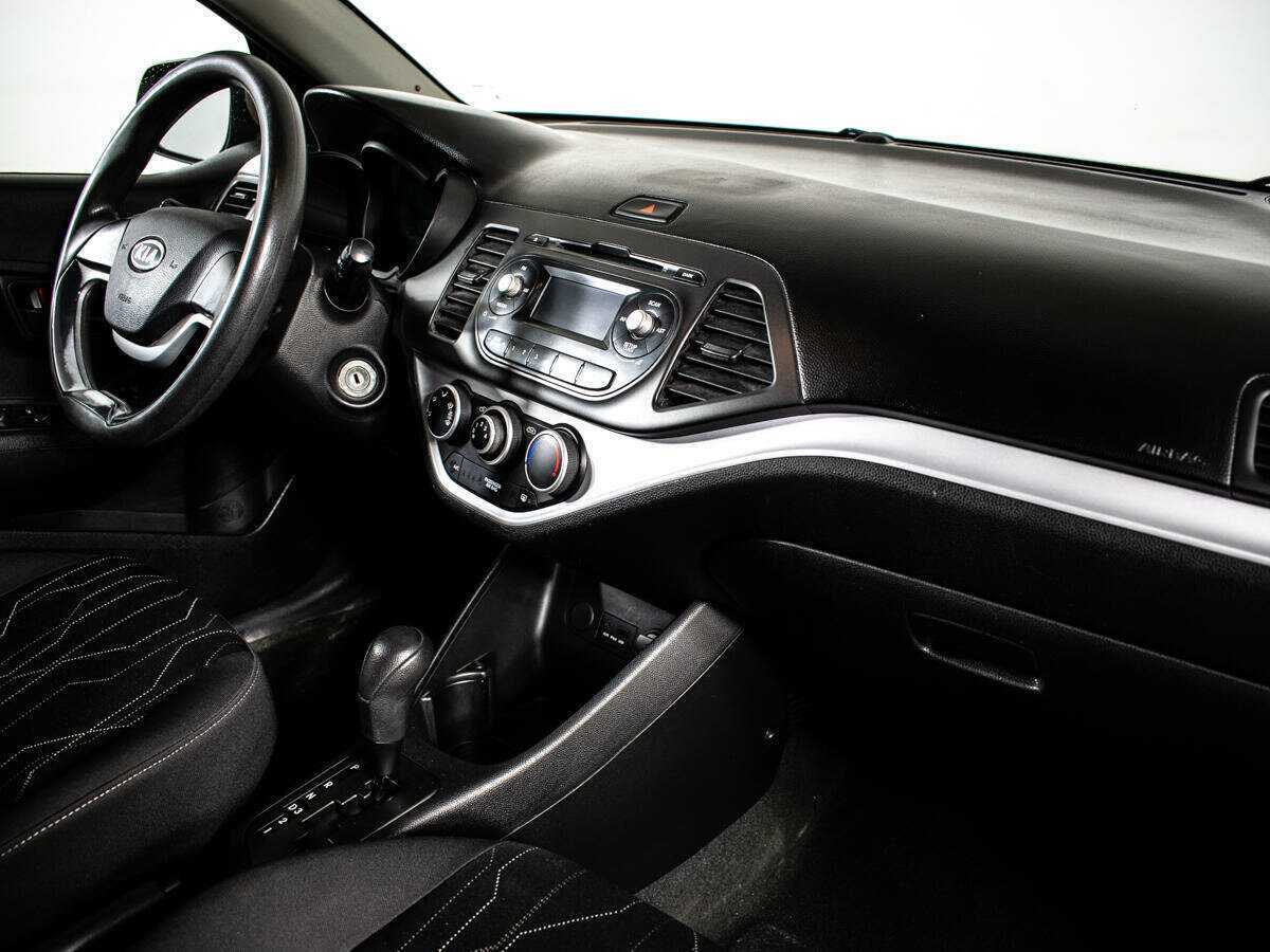 Kia Picanto с пробегом — 2012 год. Фото: #6