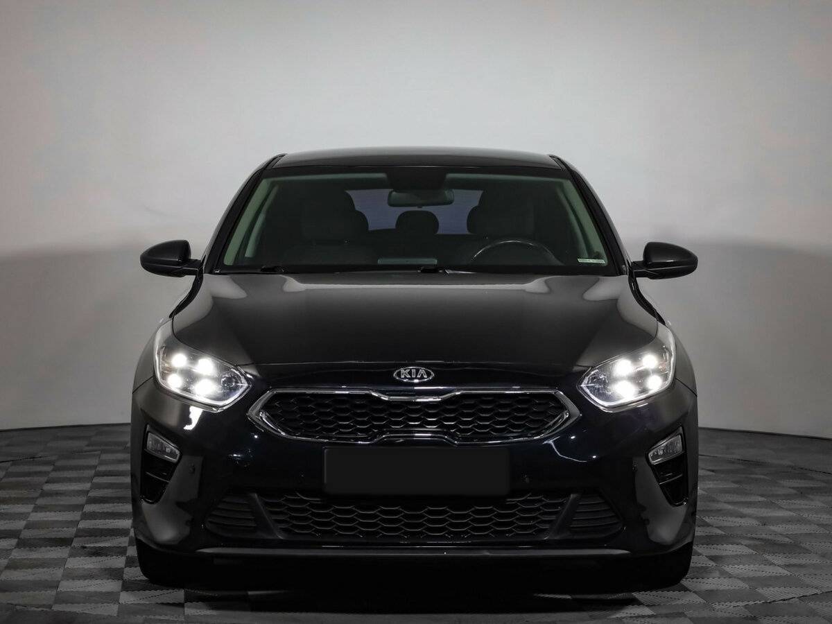 Kia Ceed с пробегом — 2018 год. Фото: #1