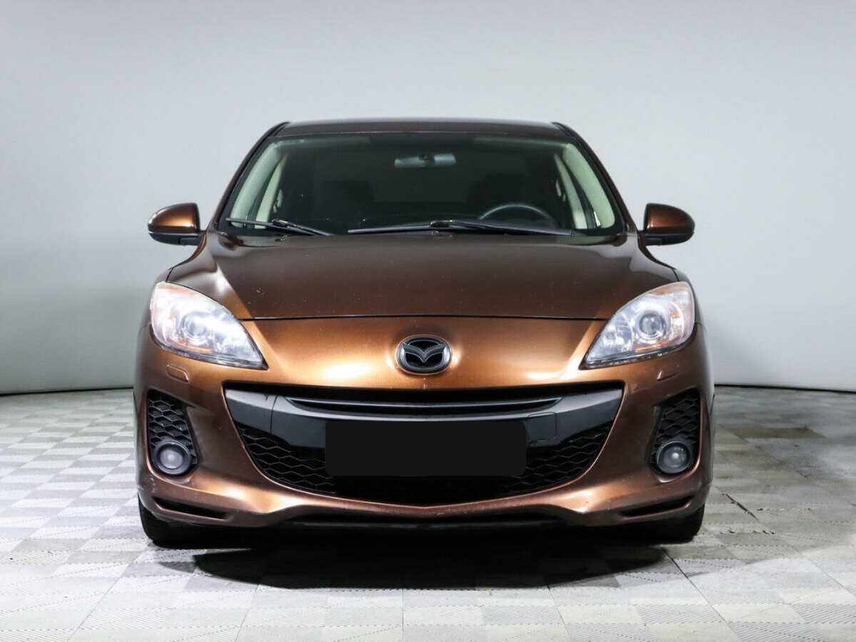 Mazda 3 с пробегом — 2012 год. Фото: #1