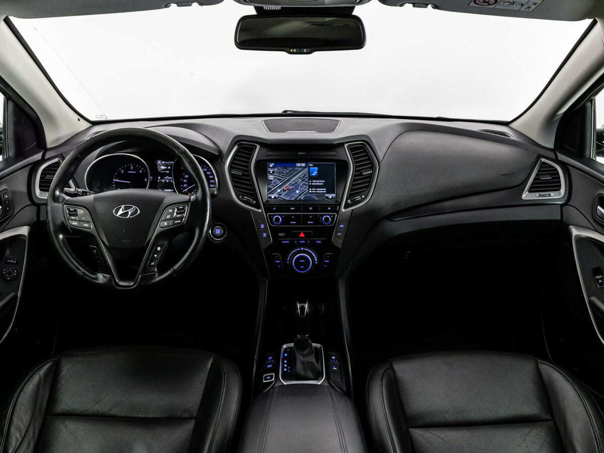 Hyundai Santa Fe с пробегом — 2018 год. Фото: #8